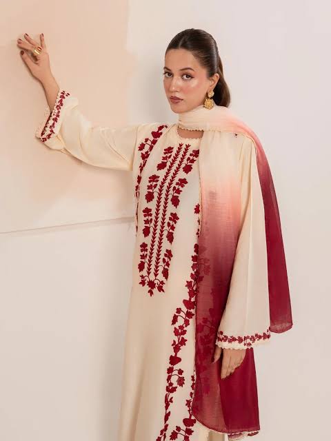ZARF Embroidery Dhanak 3PC
